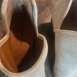 Lucky Brand Women's Textured Cream Ankle Boots